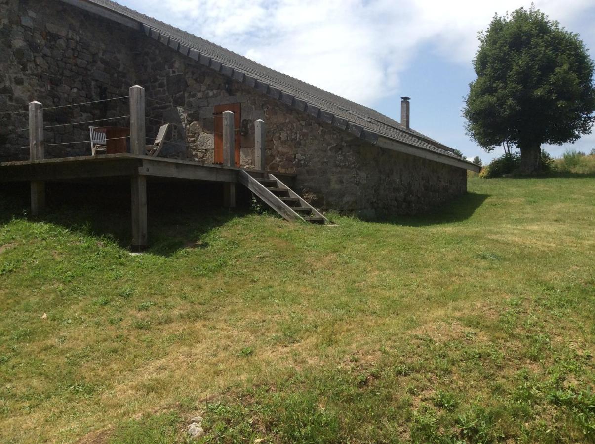Le Carre Gourmand Villa Le Chambon-sur-Lignon Exteriör bild